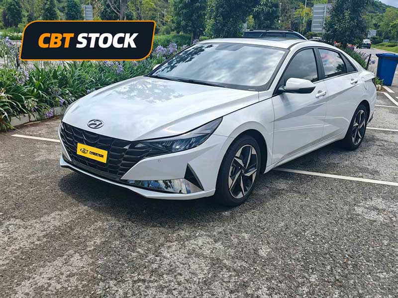 Elantra 2022 Model Year 1.5L CVT LUX Premium Edition — Photo 1